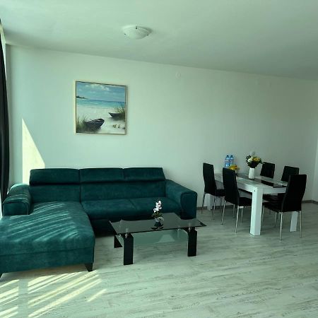 Spacious And Cozy Apartment In Complex Del Sol Primorsko Exterior foto